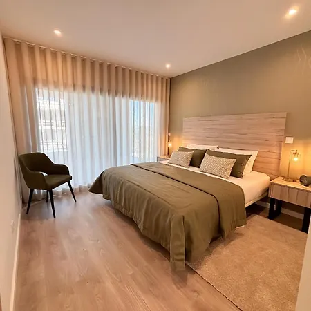 Sunset Horizon - By Sch Daire Nazaré