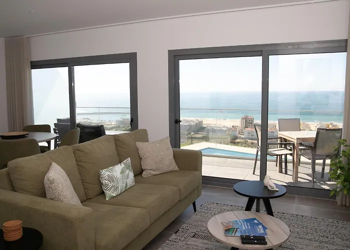 Sunset Horizon - By Sch Daire *